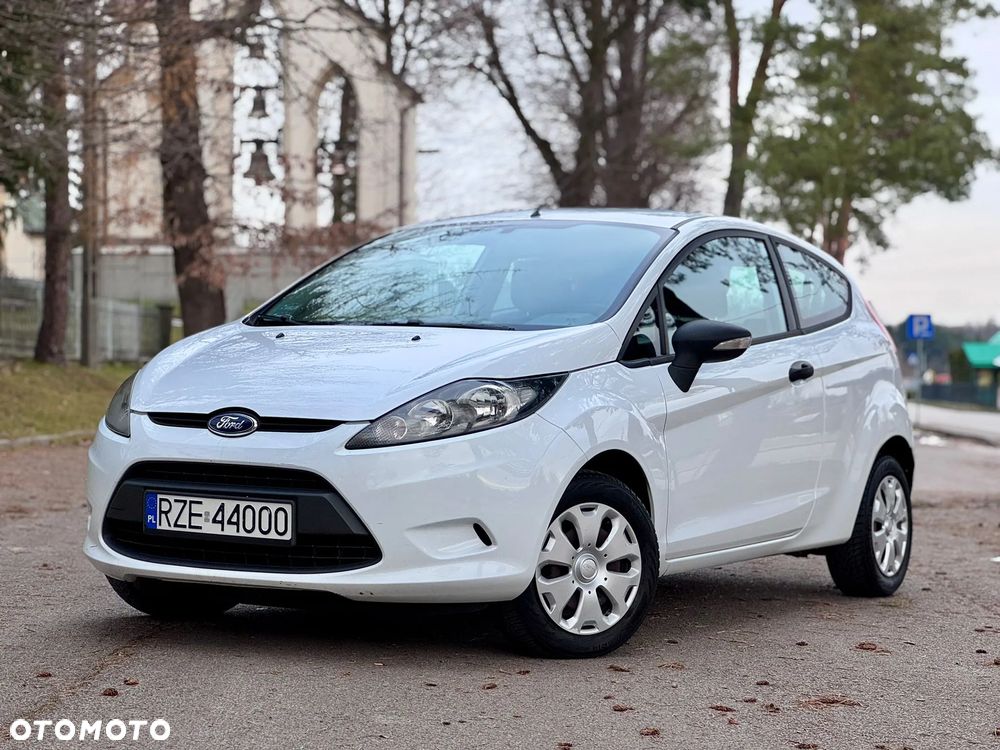 Ford Fiesta 1.4 TDCi Ambiente - 1