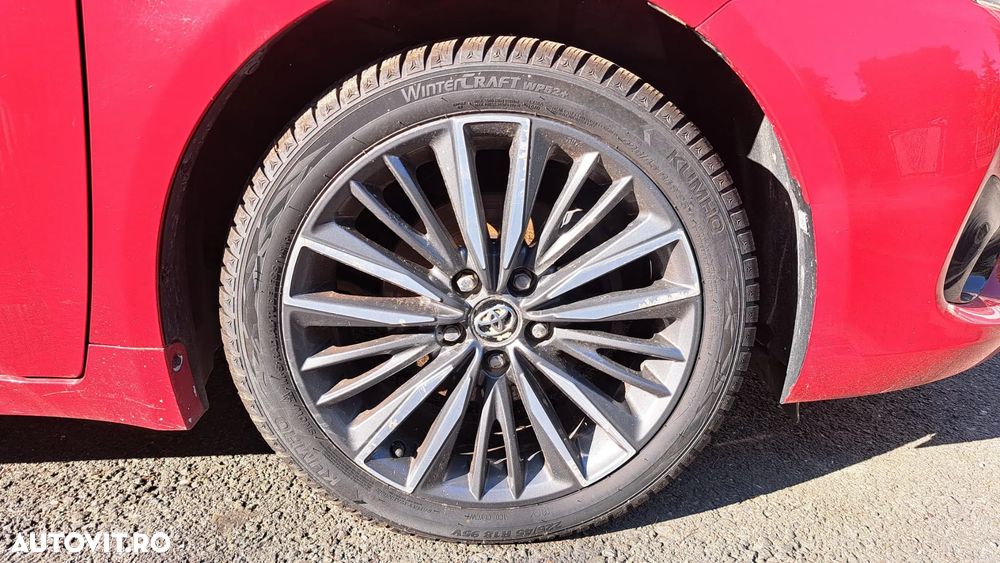 Toyota Avensis 1.8 Multidrive S Executive - 12