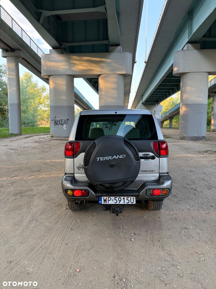 Nissan Terrano 2.7 TD S - 8