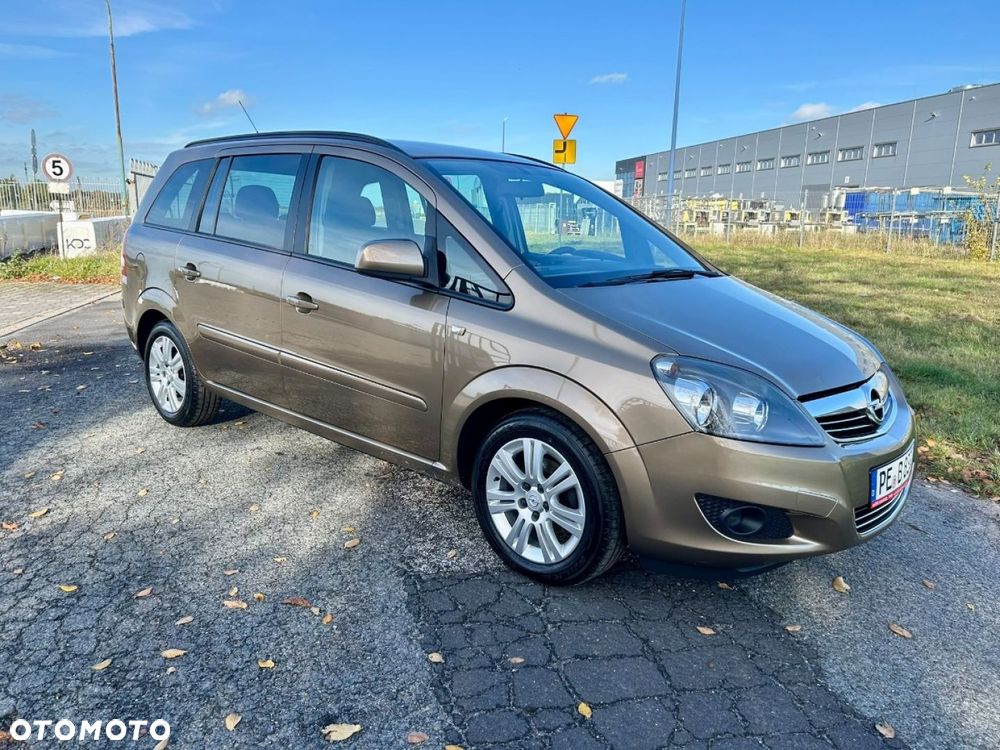 Opel Zafira - 31