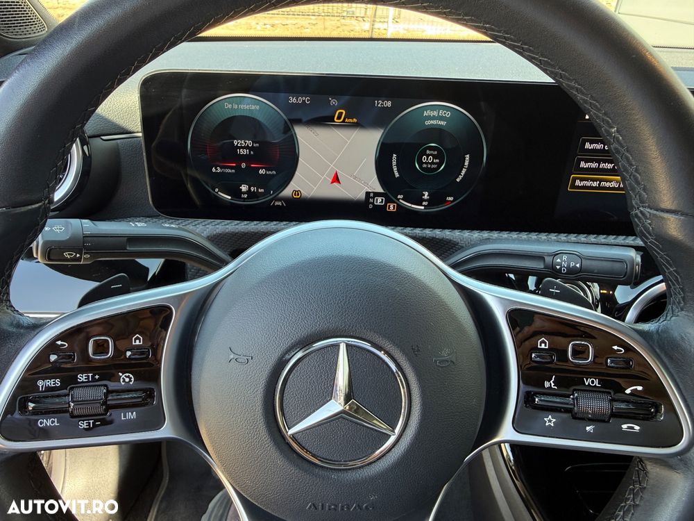 Mercedes-Benz CLA 180 7G-DCT Progressive - 36