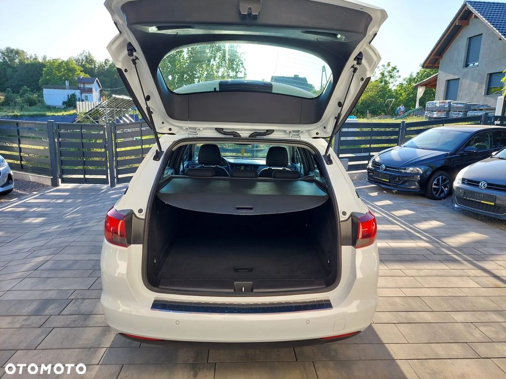 Opel Astra 1.4 Turbo Sports Tourer Innovation - 23