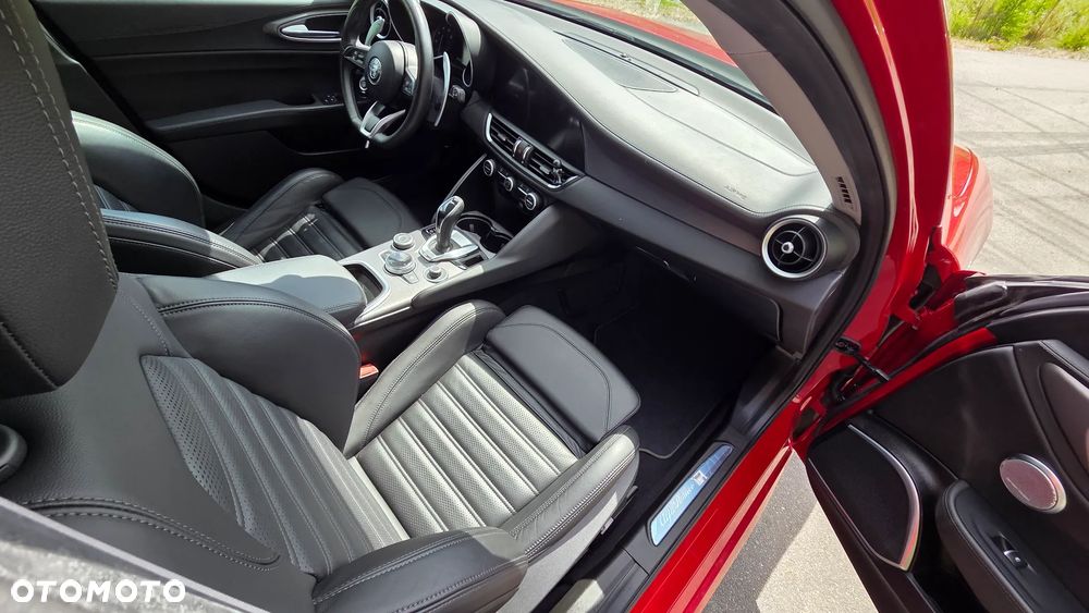 Alfa Romeo Giulia 2.0 Turbo Veloce Q4 - 15