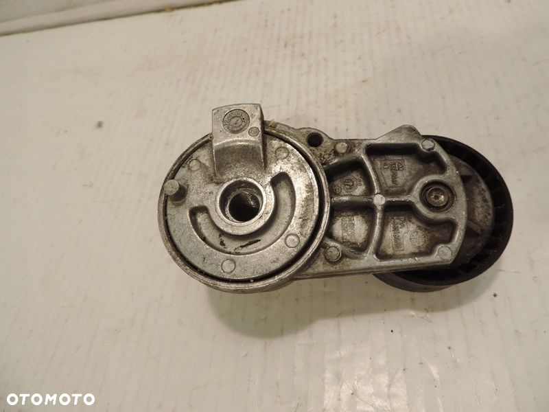 OPEL ASTRA K V 1.6 CDTI NAPINACZ PASKA ŁAPA 55570067 - 2