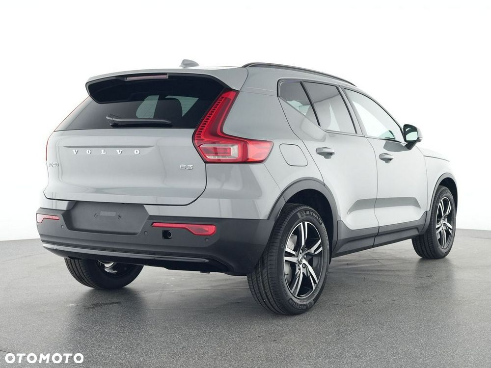Volvo Xc 40 2025 photo 2