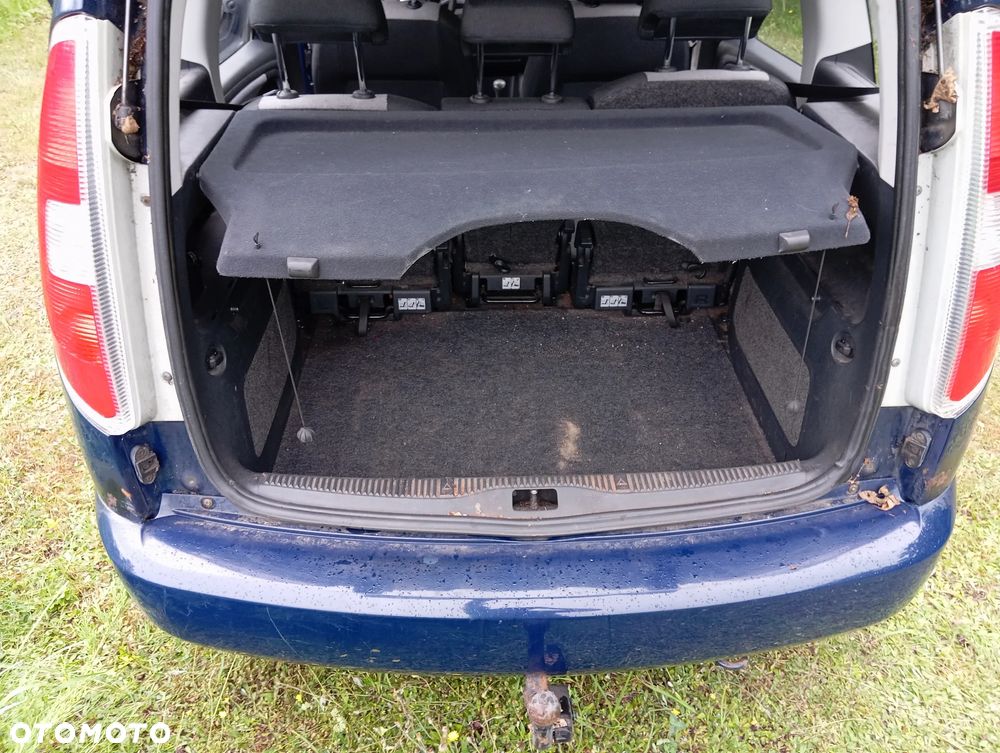 Skoda Roomster - 8