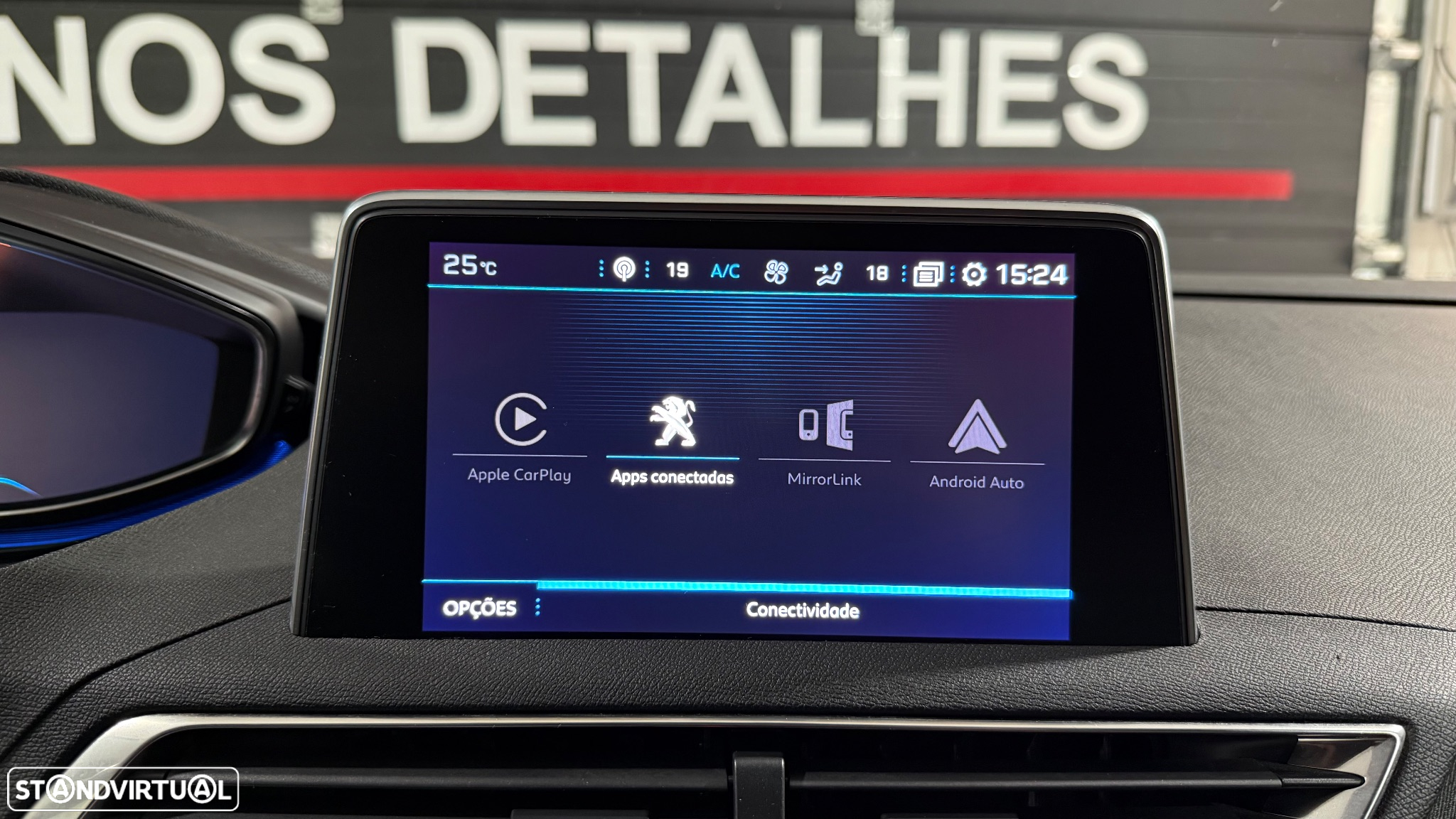 Peugeot 3008 1.2 PureTech Allure - 32