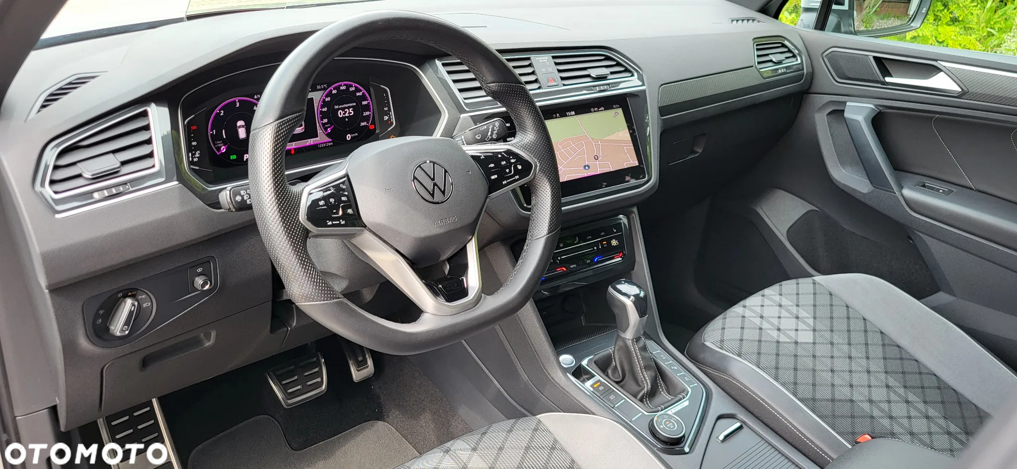 Volkswagen Tiguan 2.0 TDI SCR 4Mot R-Line DSG - 25