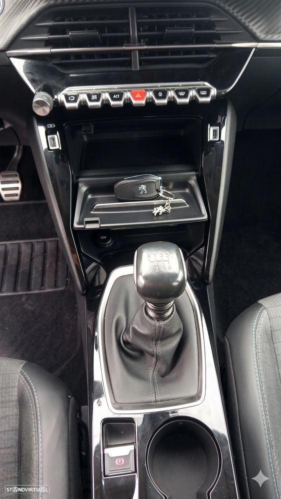 Peugeot 208 PureTech 100 Allure - 12