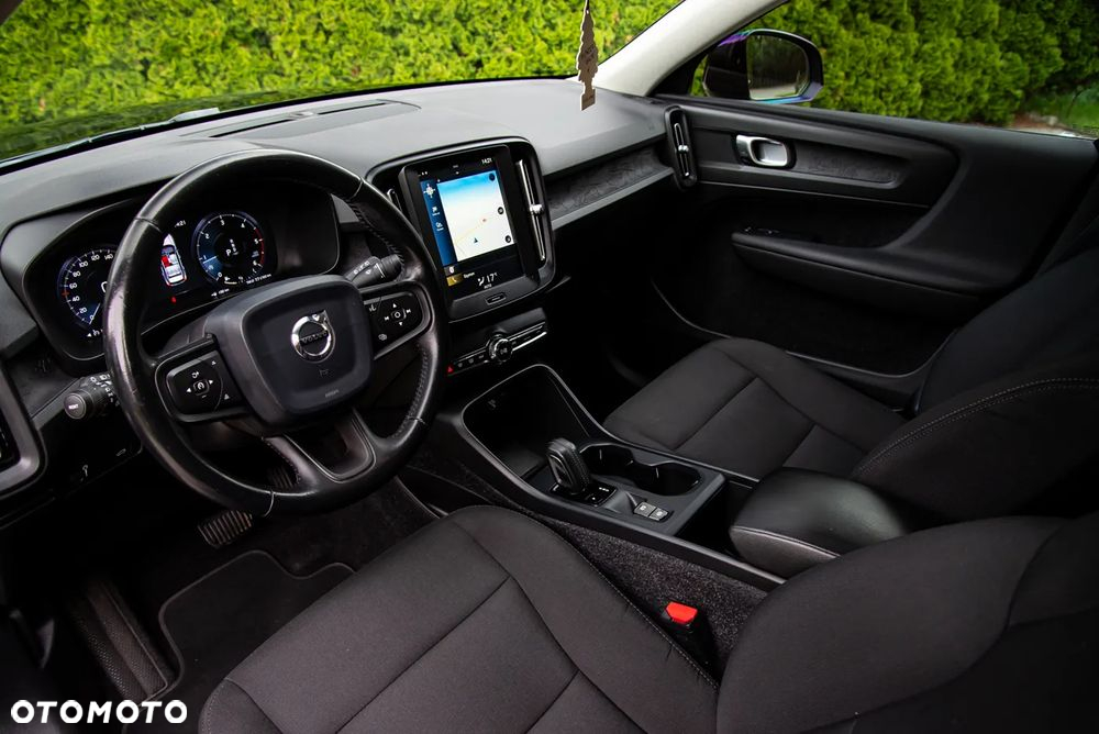 Volvo XC 40 D3 AWD Momentum - 5