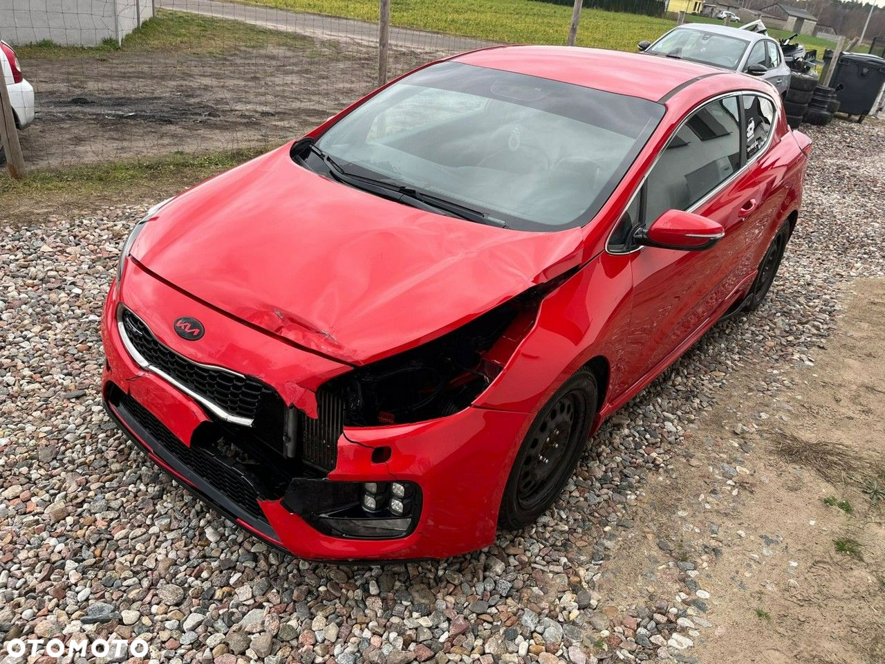 Kia ProCeed - 9