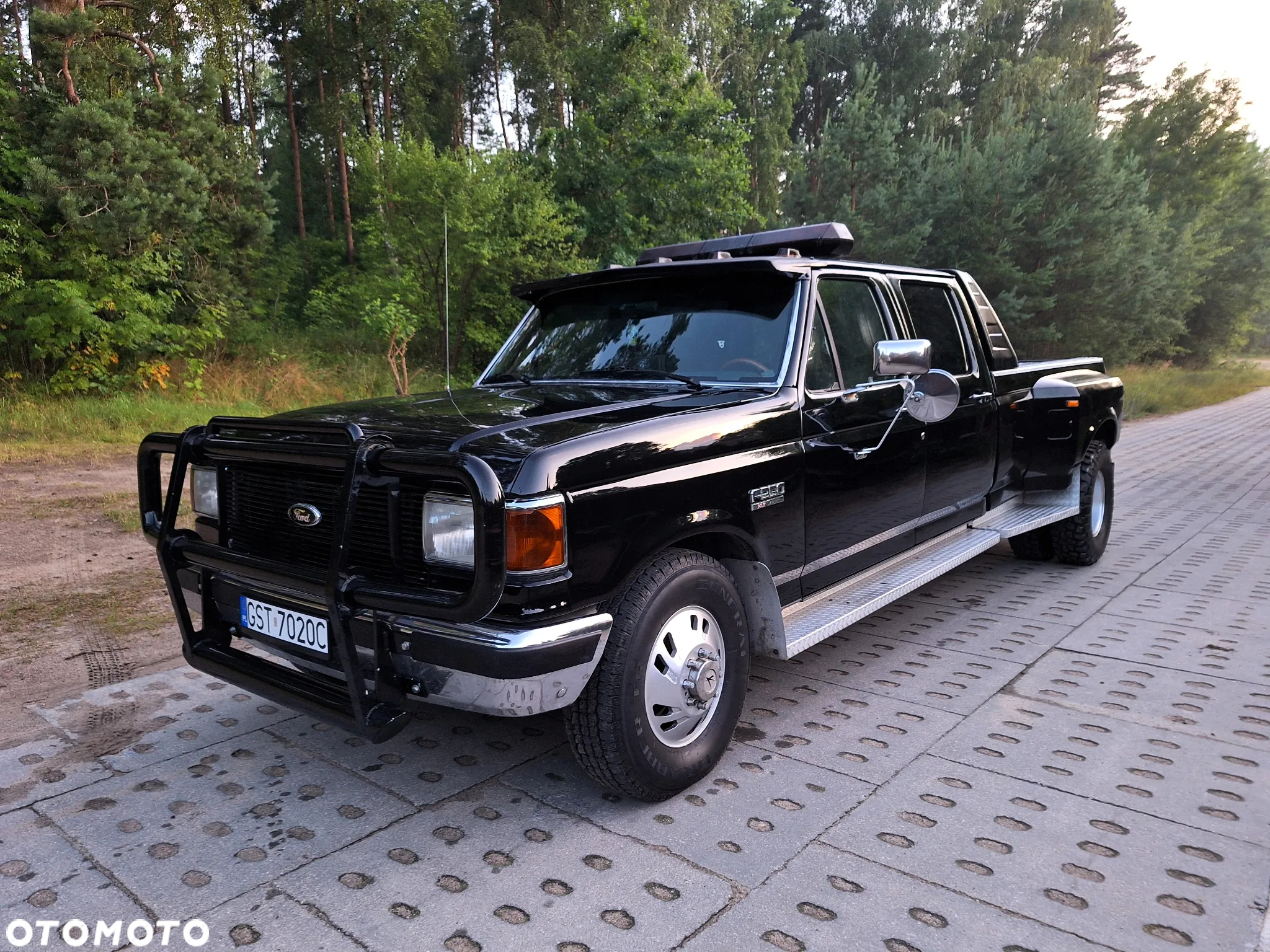 Ford F350 - 3