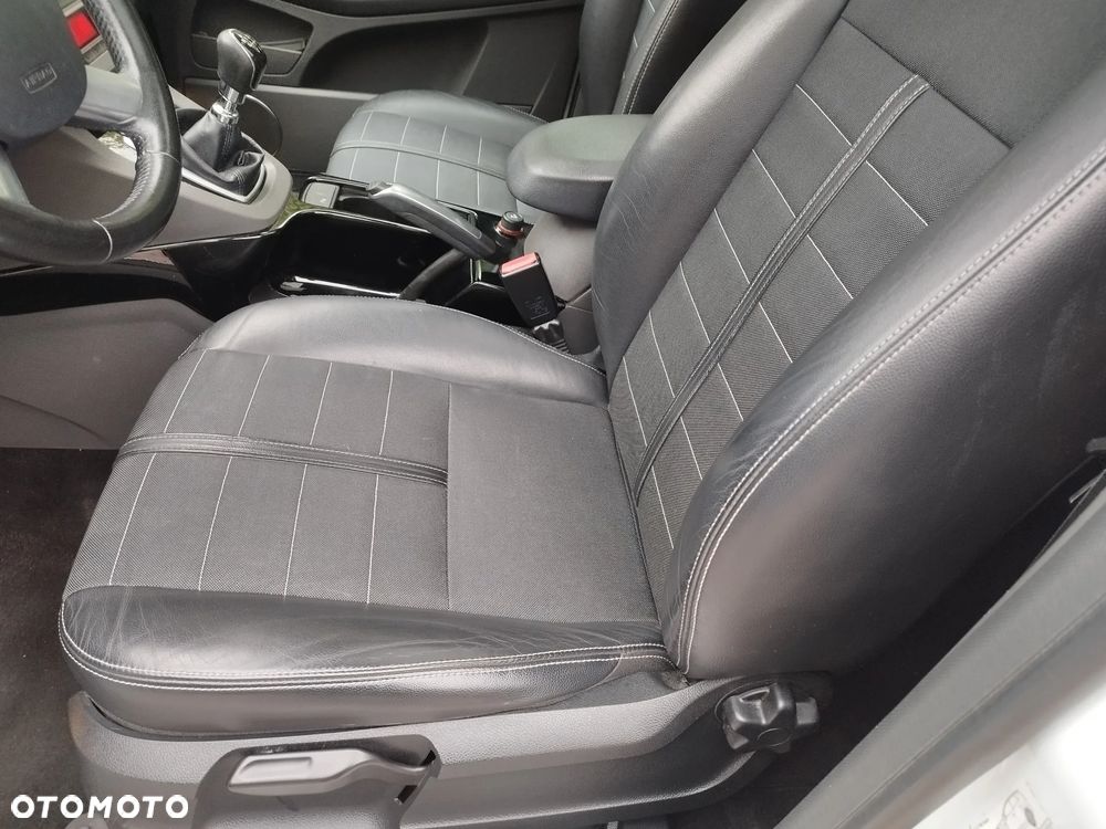 Ford Kuga 2.0 TDCi Titanium S - 17