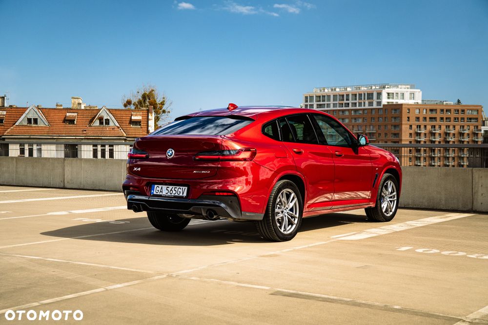 BMW X4 xDrive20d sport - 32