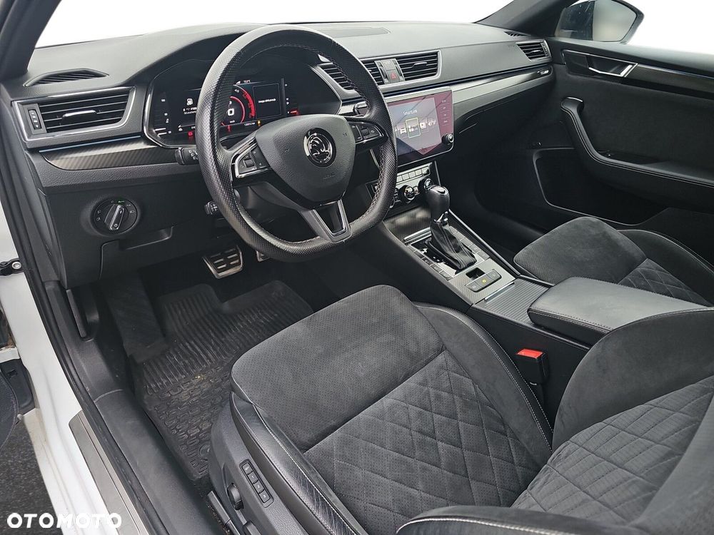 Skoda Superb 2.0 TDI SCR 4x4 Sportline DSG - 7
