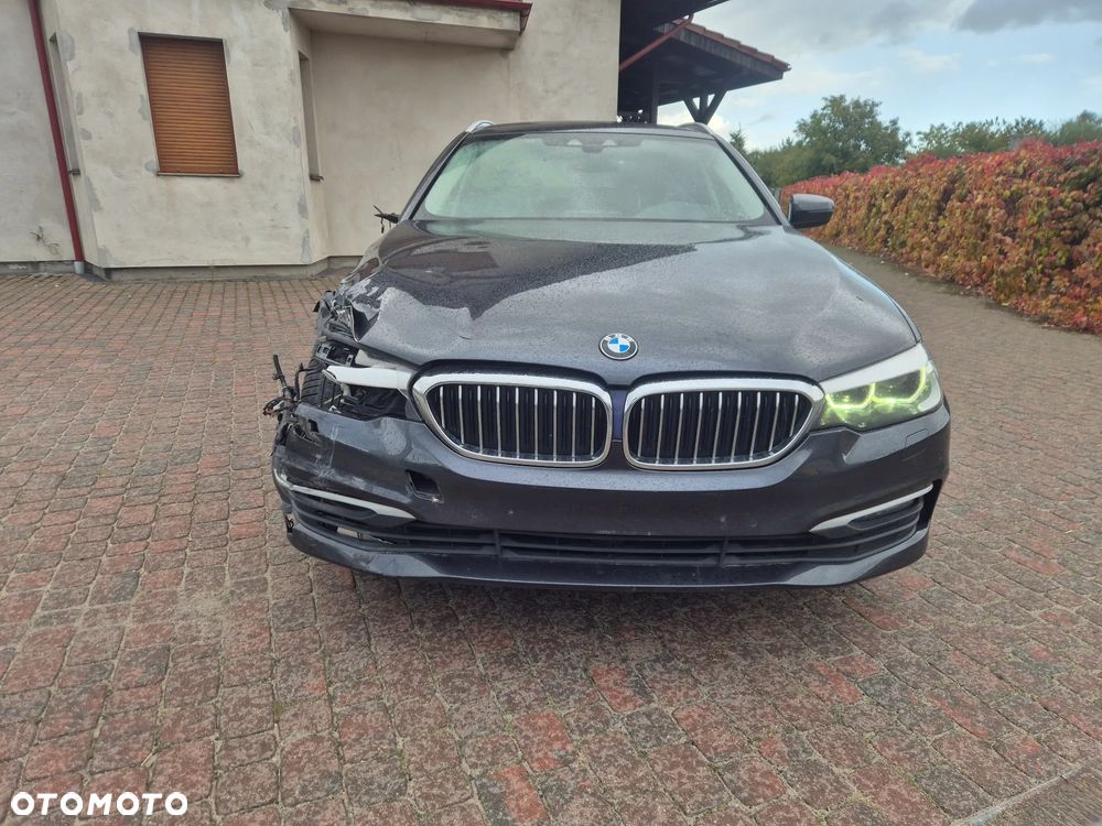 BMW Seria 5 520d M Sport Edition - 8