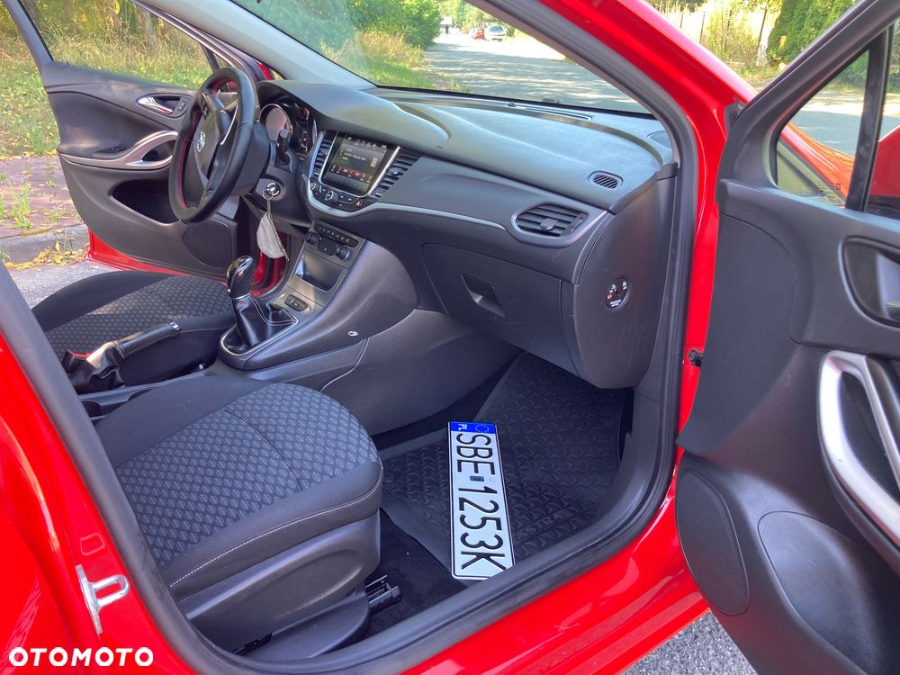 Opel Astra 1.4 Essentia - 11