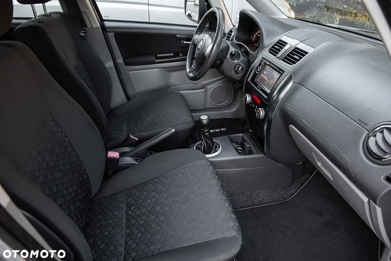 Suzuki SX4 - 27