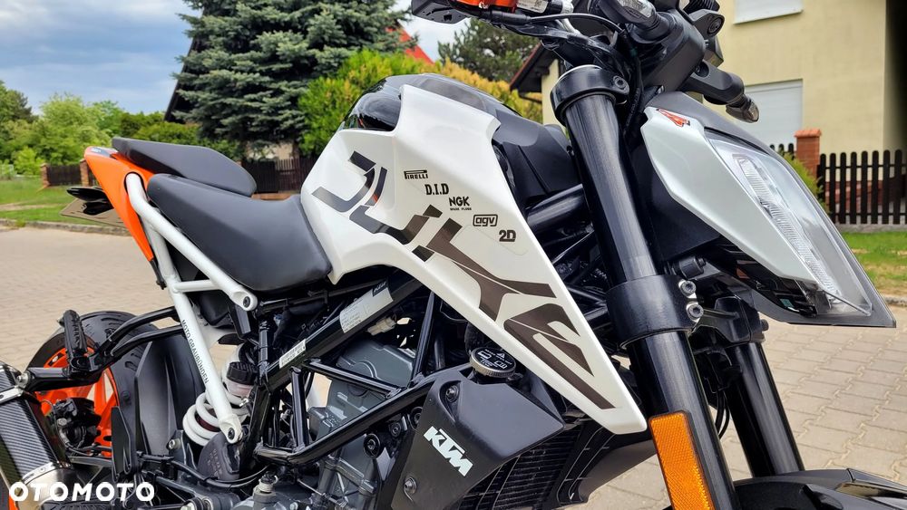 KTM Duke 125 - 40