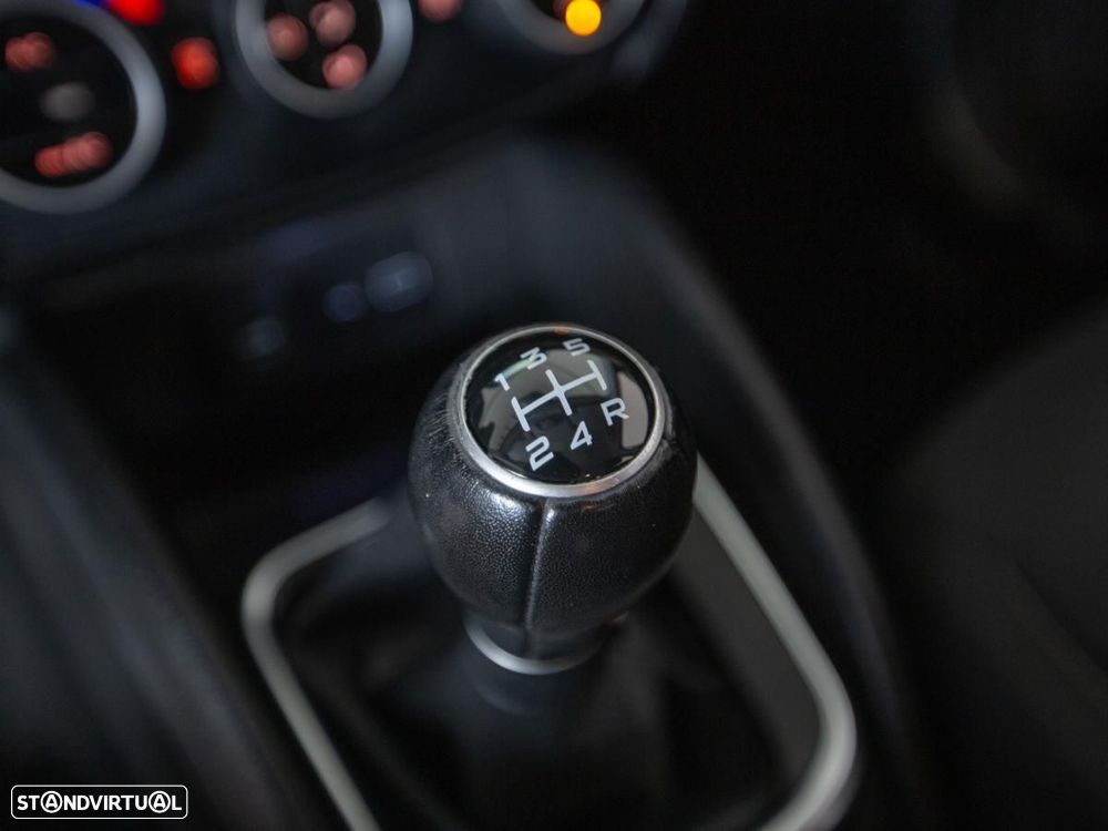 Fiat Tipo Station Wagon 1.3 M-Jet Lounge - 17