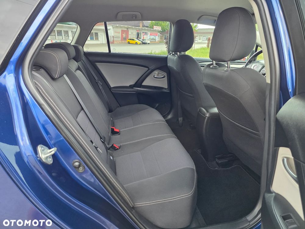 Toyota Avensis Touring Sports 1.8 Multidrive S Comfort - 12