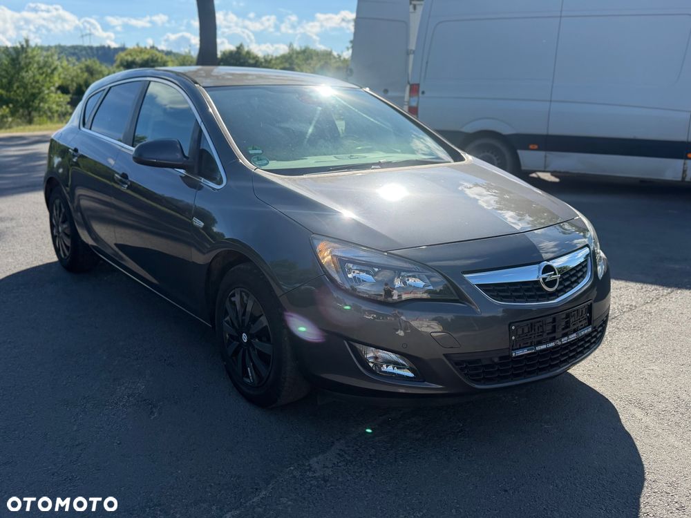 Opel Astra 1.4 Turbo Cosmo - 10