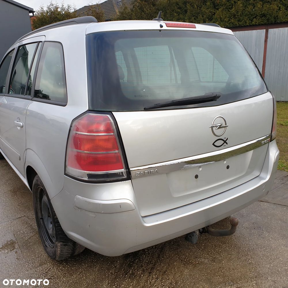 OPEL ZAFIRA B II ZDERZAK TYL Z157 - 2