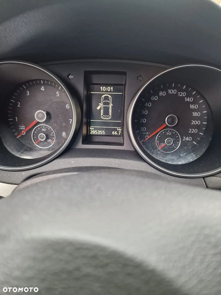 Volkswagen Golf - 13