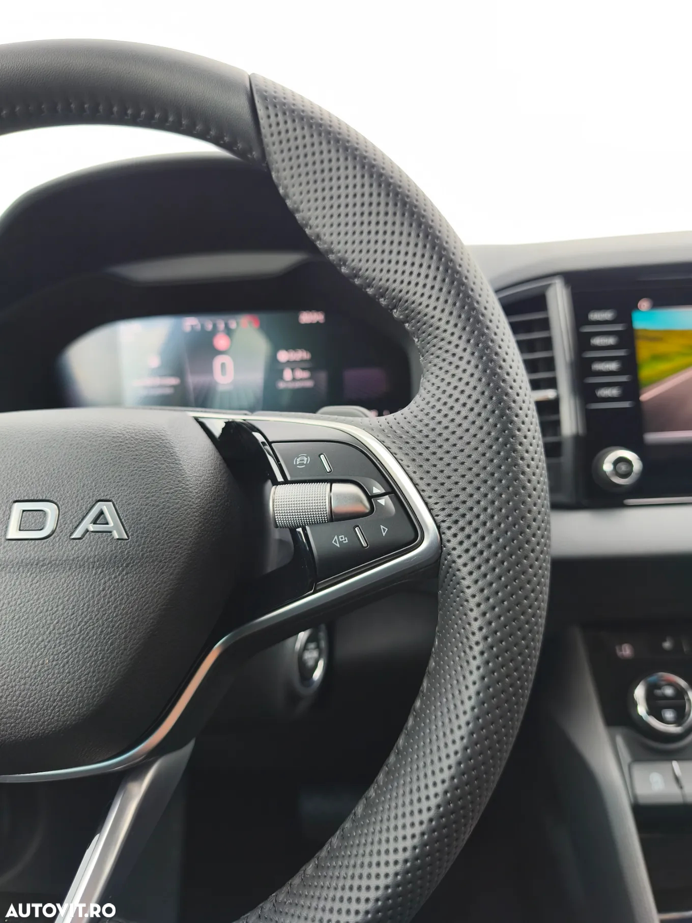 Skoda Karoq 1.5 TSI DSG Selection - 24