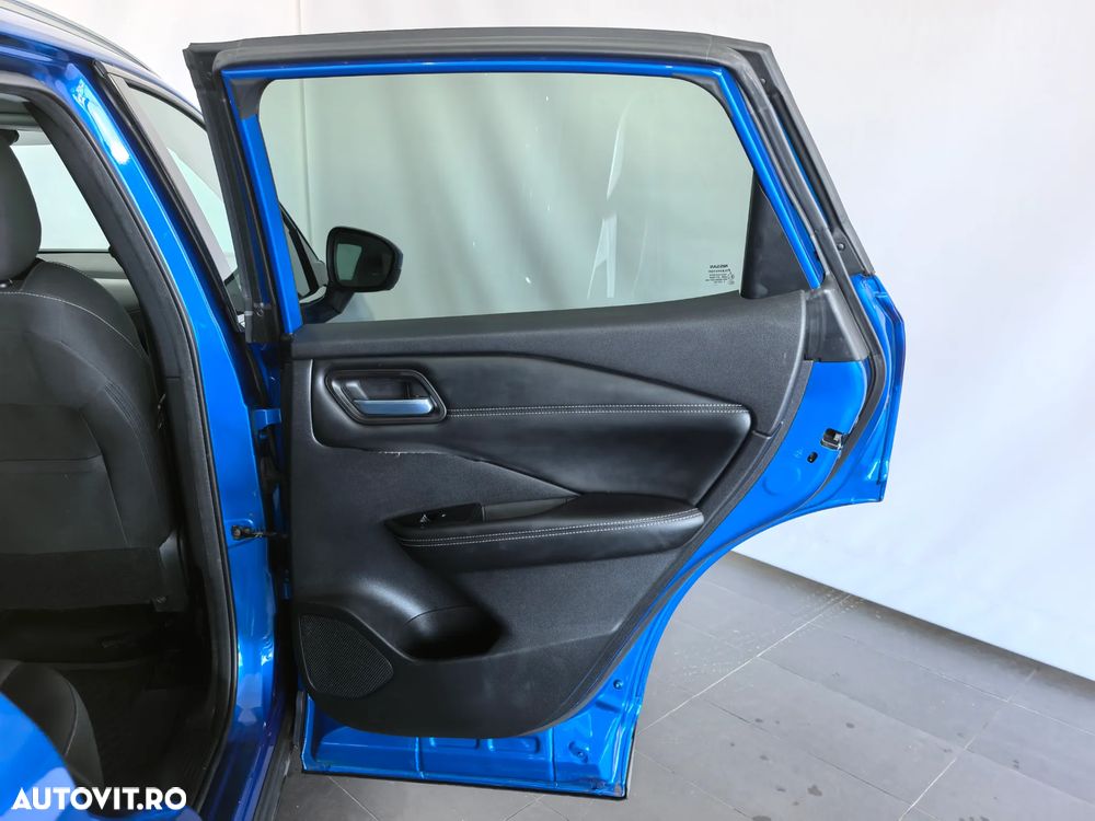 Nissan Qashqai 1.3 l MHEV X-Tronic Tekna - 28