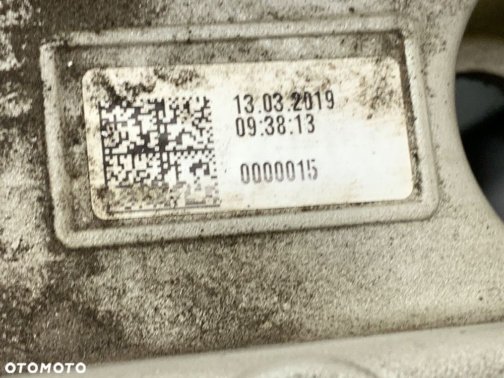 POKRYWA ZAWORÓW  PORSCHE PANAMERA (970) 2009 - 2017 4.8 4S 294 kW [400 KM] benzyna 2009 - 2013 - 4