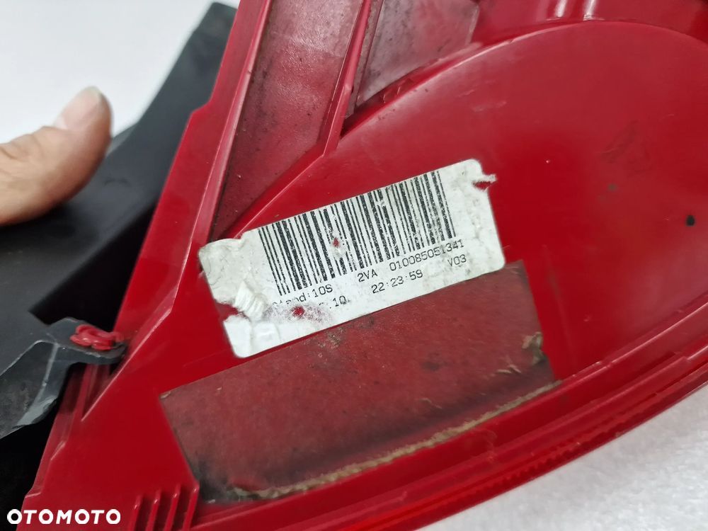 AUDI A4 B8 SEDAN 09- LEWA LED LAMPA TYLNA TYLNIA TYŁ W BŁOTNIK , NR 8K5945095B , NR AUKCJI LMT117 - 11