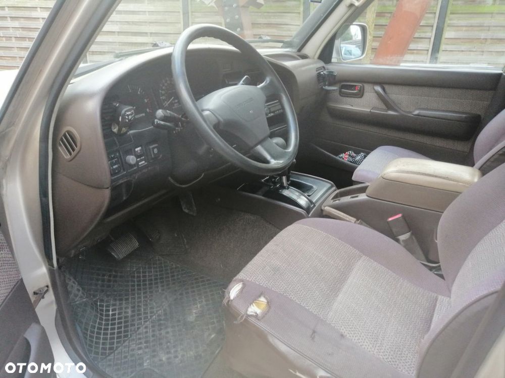 Toyota Land Cruiser - 8