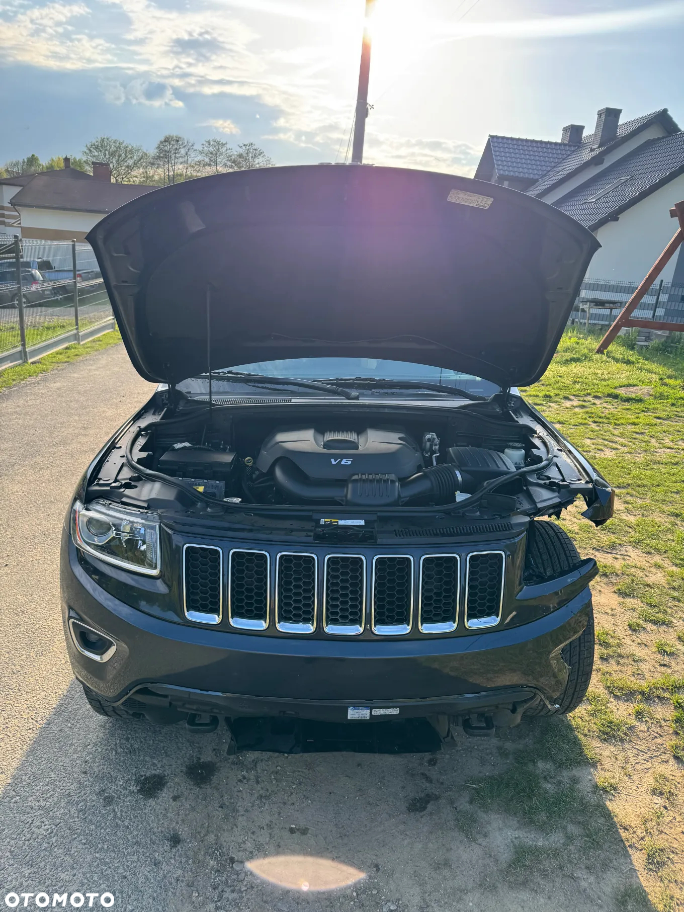 Jeep Grand Cherokee - 28