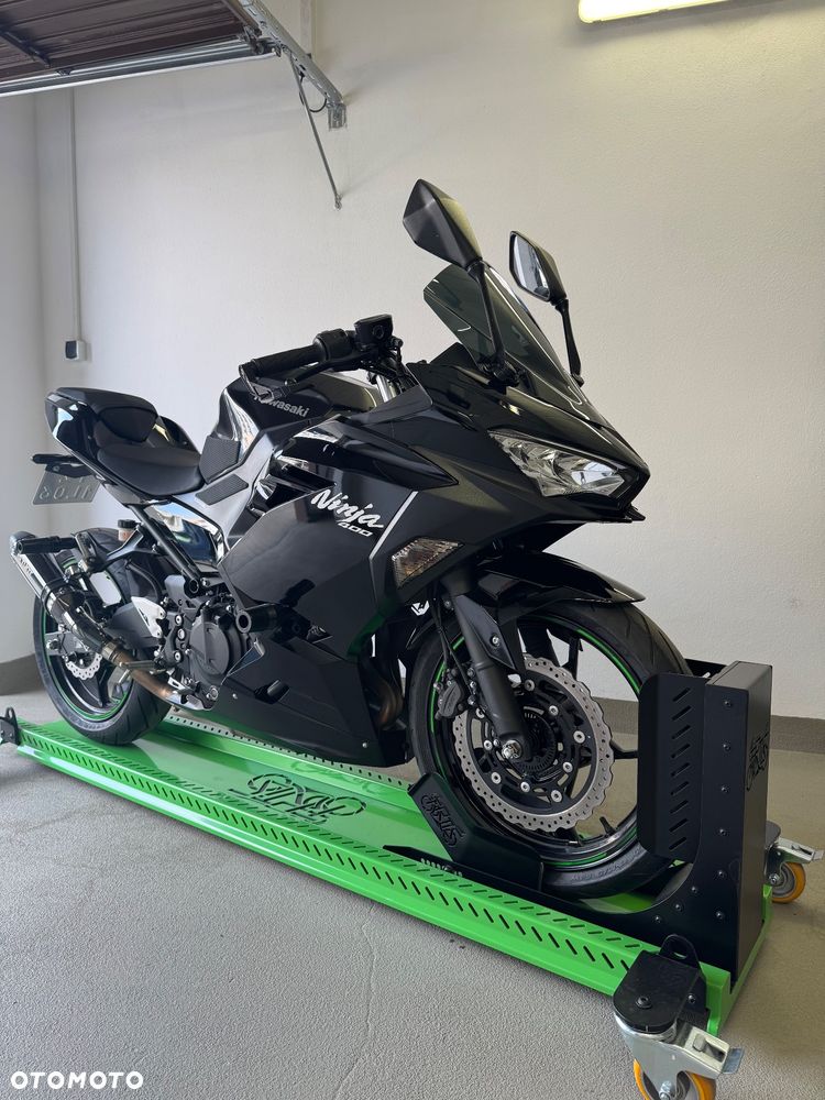 Kawasaki Ninja 400 - 8