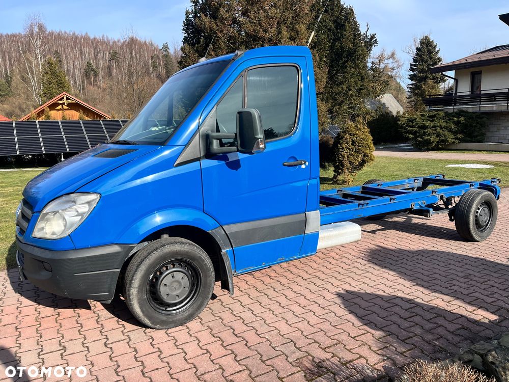 Mercedes-Benz Sprinter 319 - 12