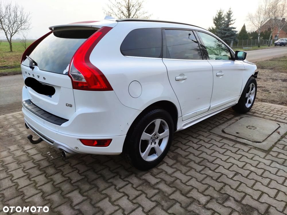 Volvo XC 60 D3 R Design - 4