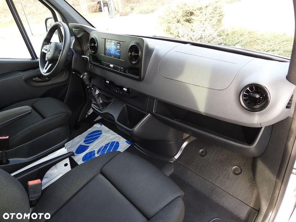 Mercedes-Benz SPRINTER 314 FURGON BRYGADÓWKA  6 MIEJSC TEMPOMAT KLIMATYZACJA  140KM - 38