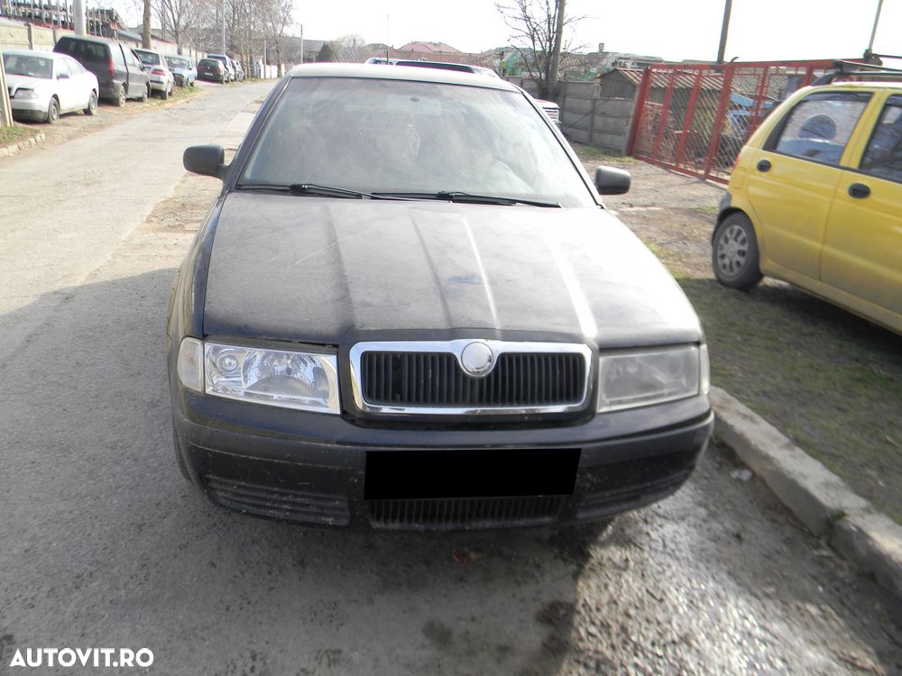 Dezmembrari  Skoda OCTAVIA 1 (1U)  1996  > 2010 1.6 Benzina - 27