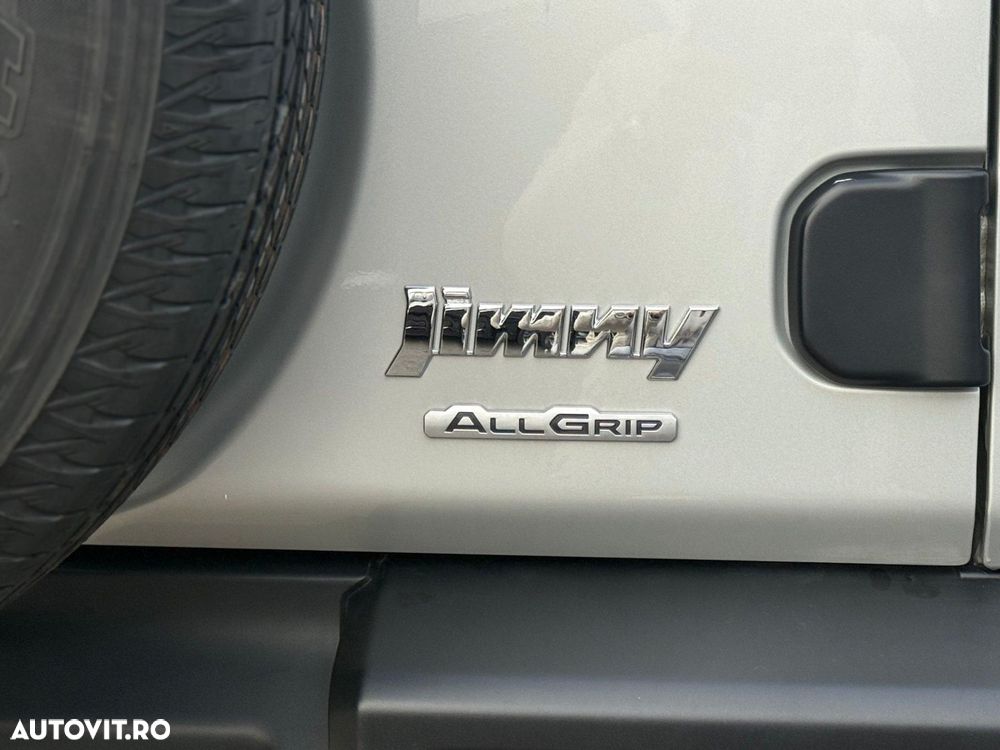 Suzuki Jimny 1.5 ALLGRIP GLX AT - 28