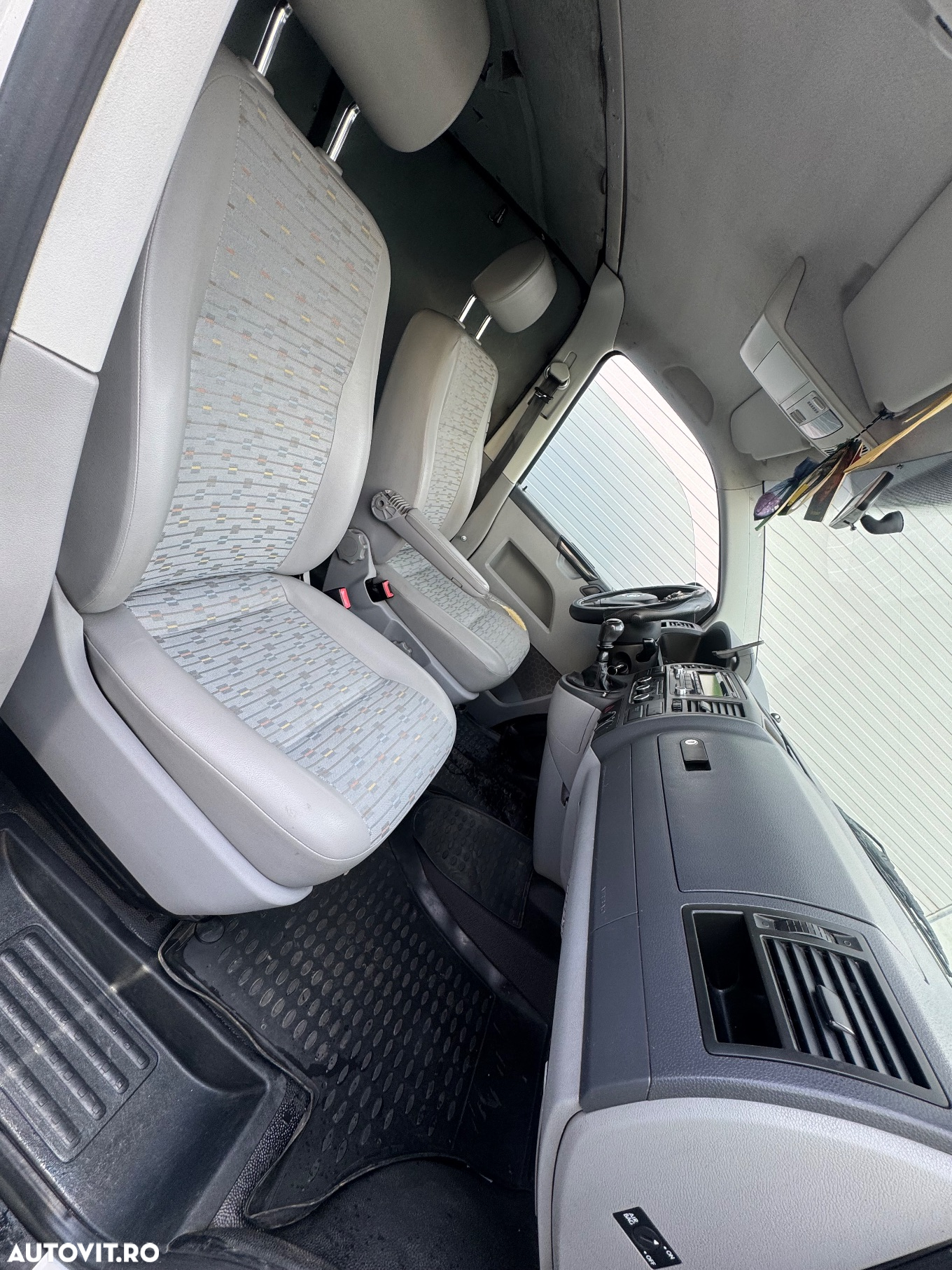 Volkswagen Transporter T5 - 15