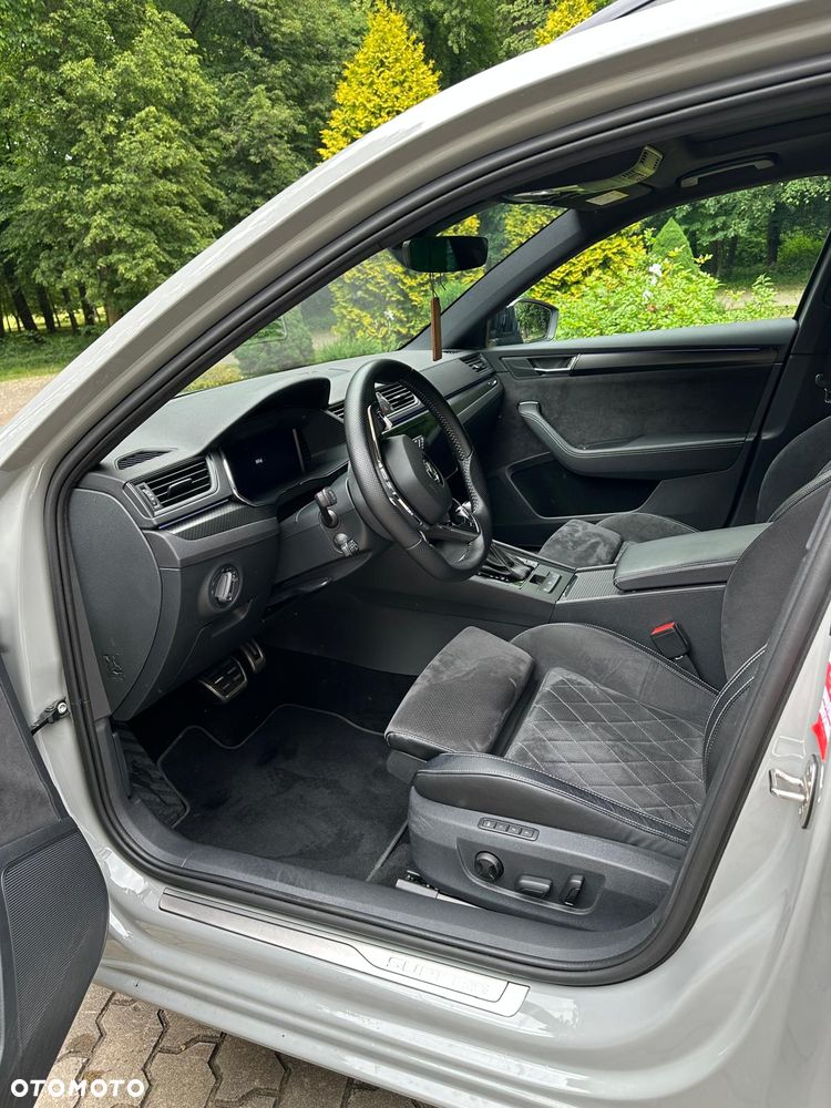 Skoda Superb 2.0 TDI 4x4 DSG Sportline - 13