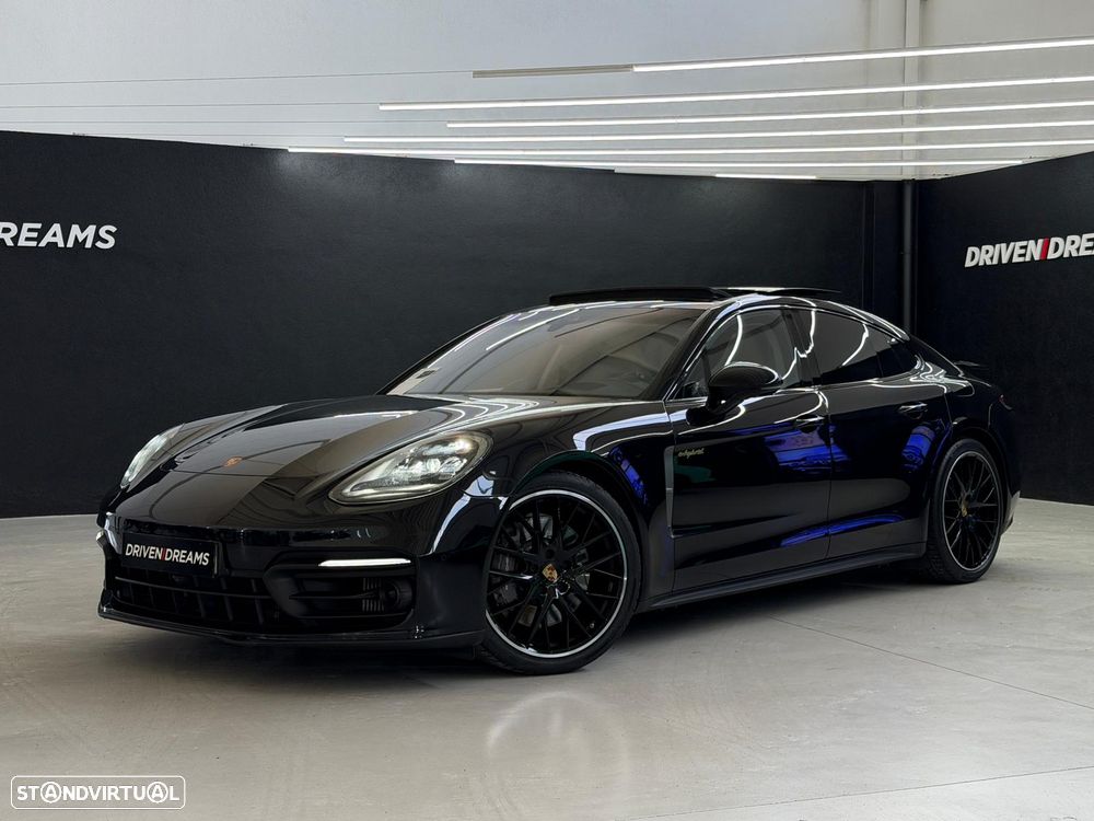Porsche Panamera 4 E-Hybrid Platinum Edition - 1