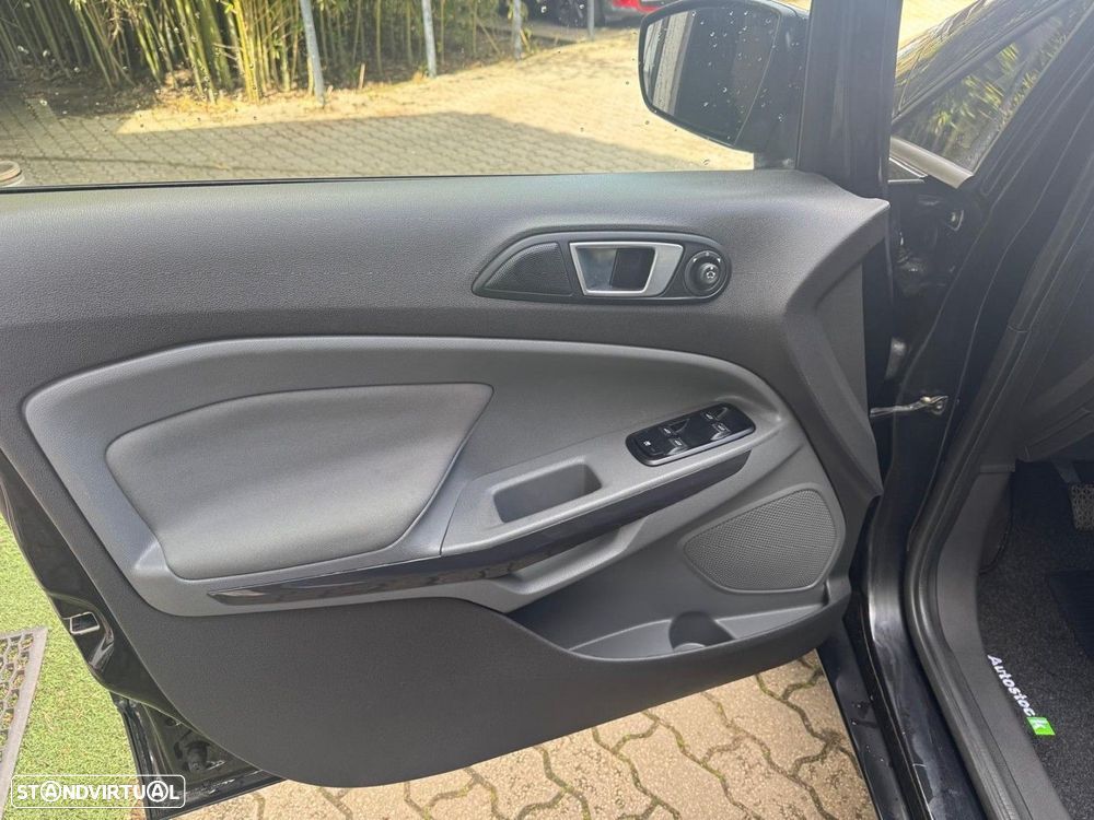 Ford EcoSport 1.5 TDCi Titanium - 7