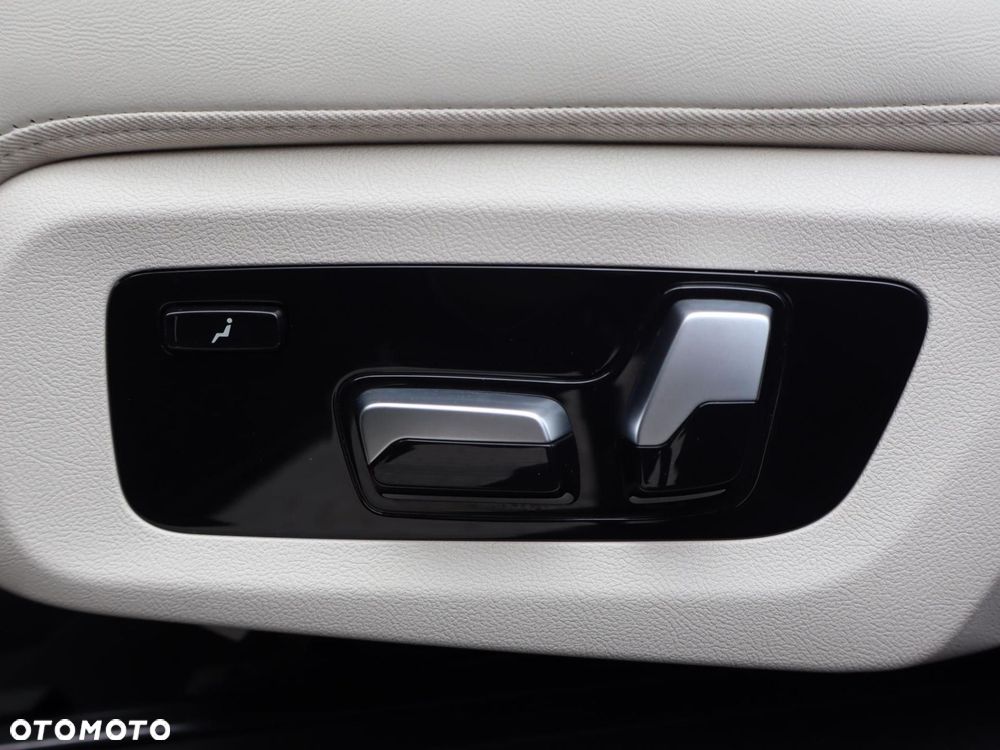 BMW X7 - 20