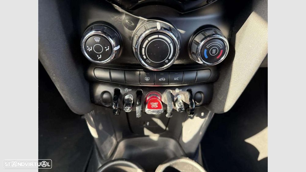 MINI 5 Portas Cooper D - 19
