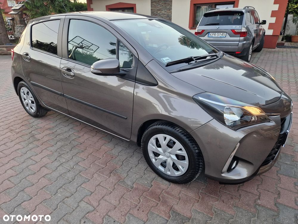 Toyota Yaris 1.5 Premium - 36