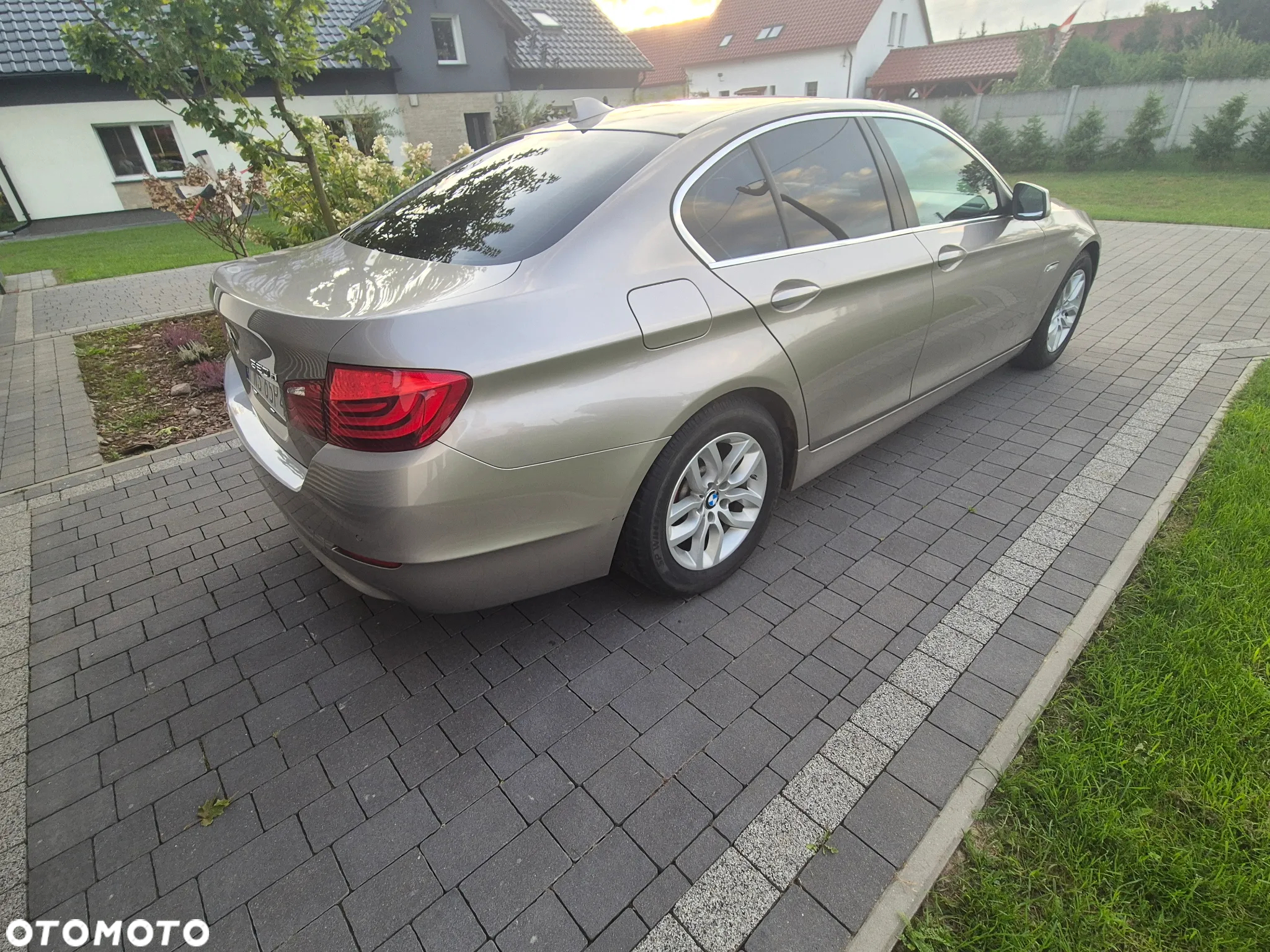 BMW Seria 5 520d - 7
