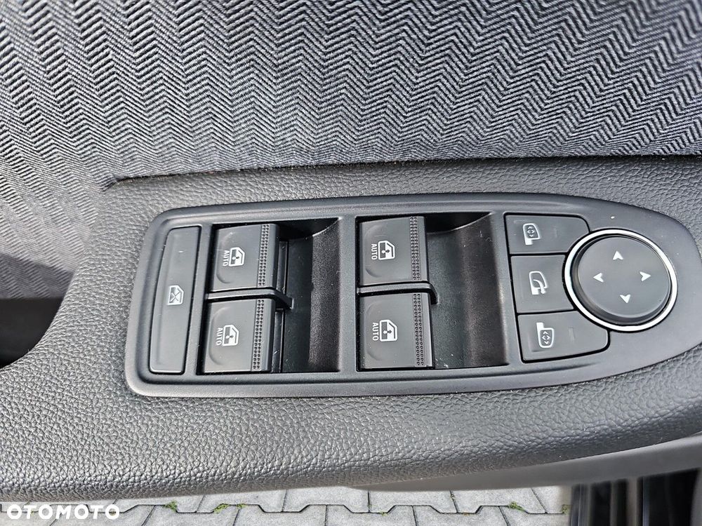 Renault Clio 1.0 TCe Techno - 26