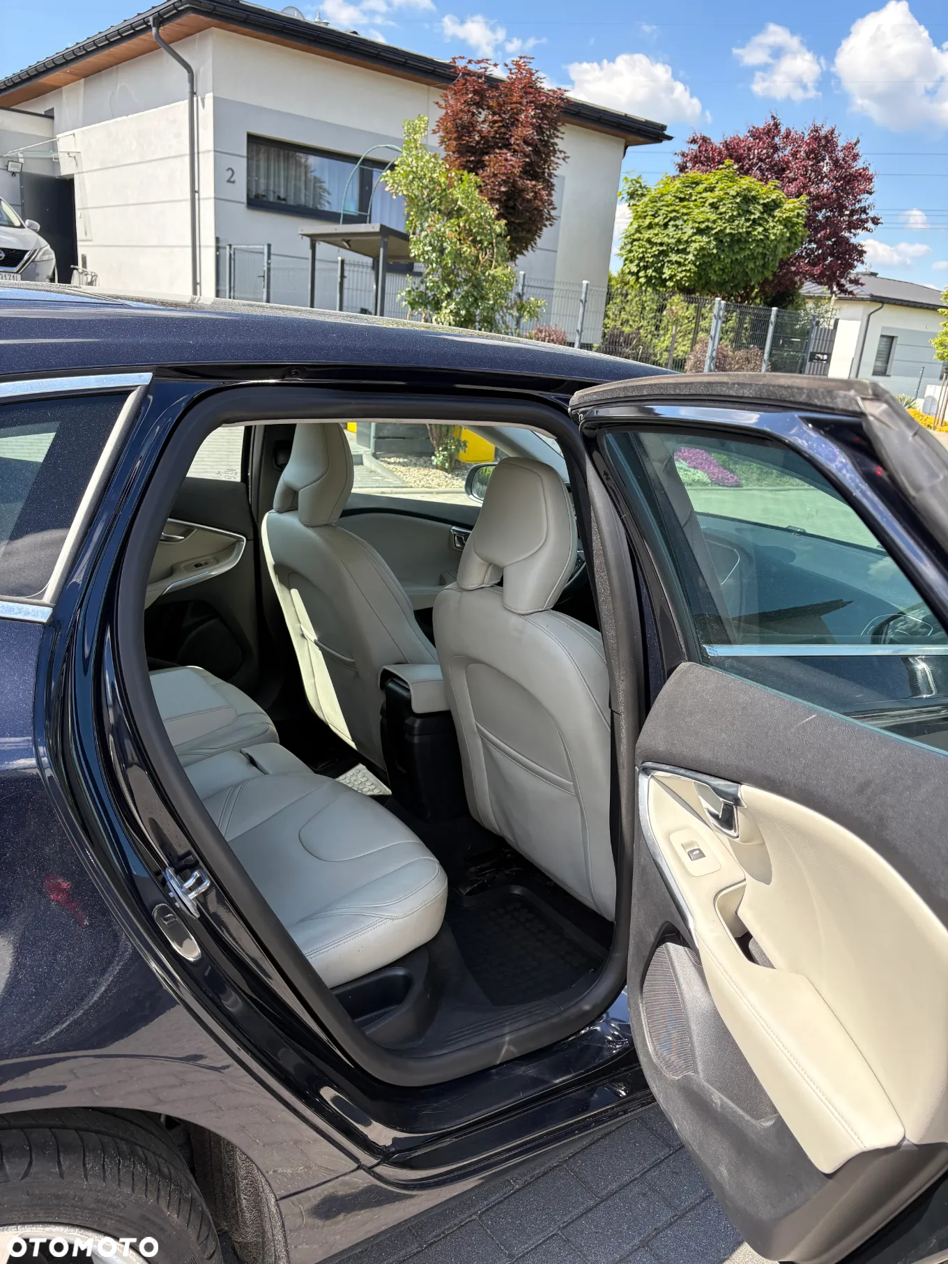 Volvo V40 D2 Drive-E Momentum - 8